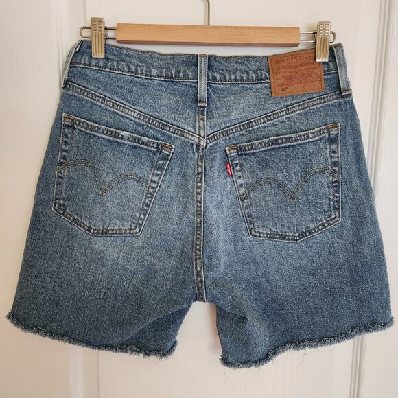 Levi's 501 Mid Thigh Shorts - Picture 2 of 3